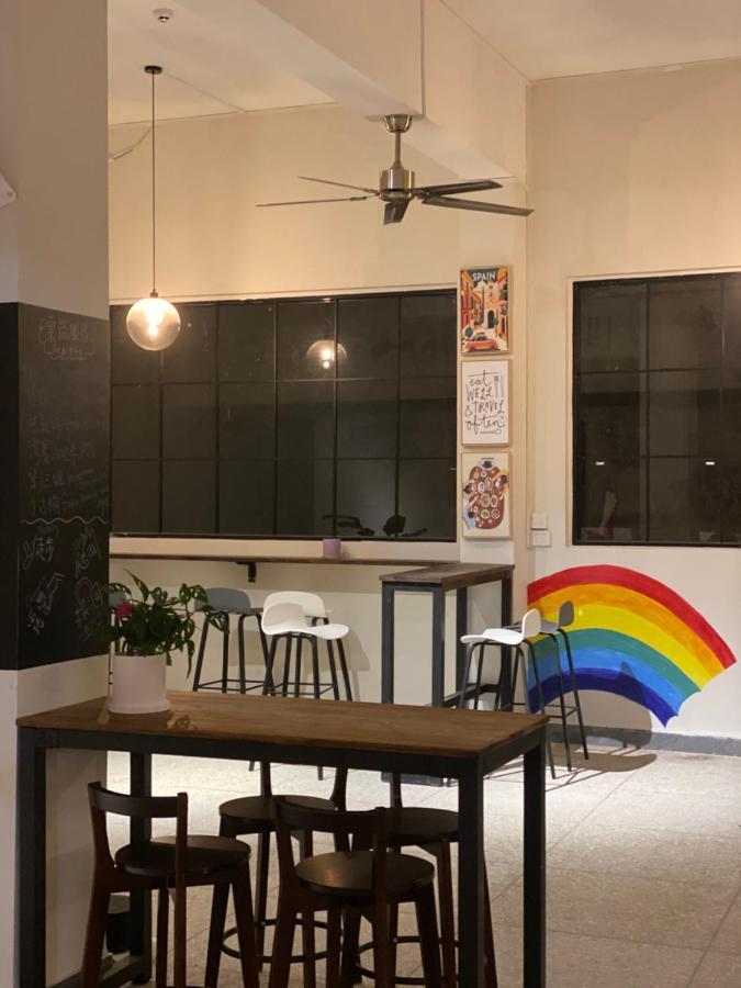 יאנג שואו Pomelo Hostel Xingping מראה חיצוני תמונה