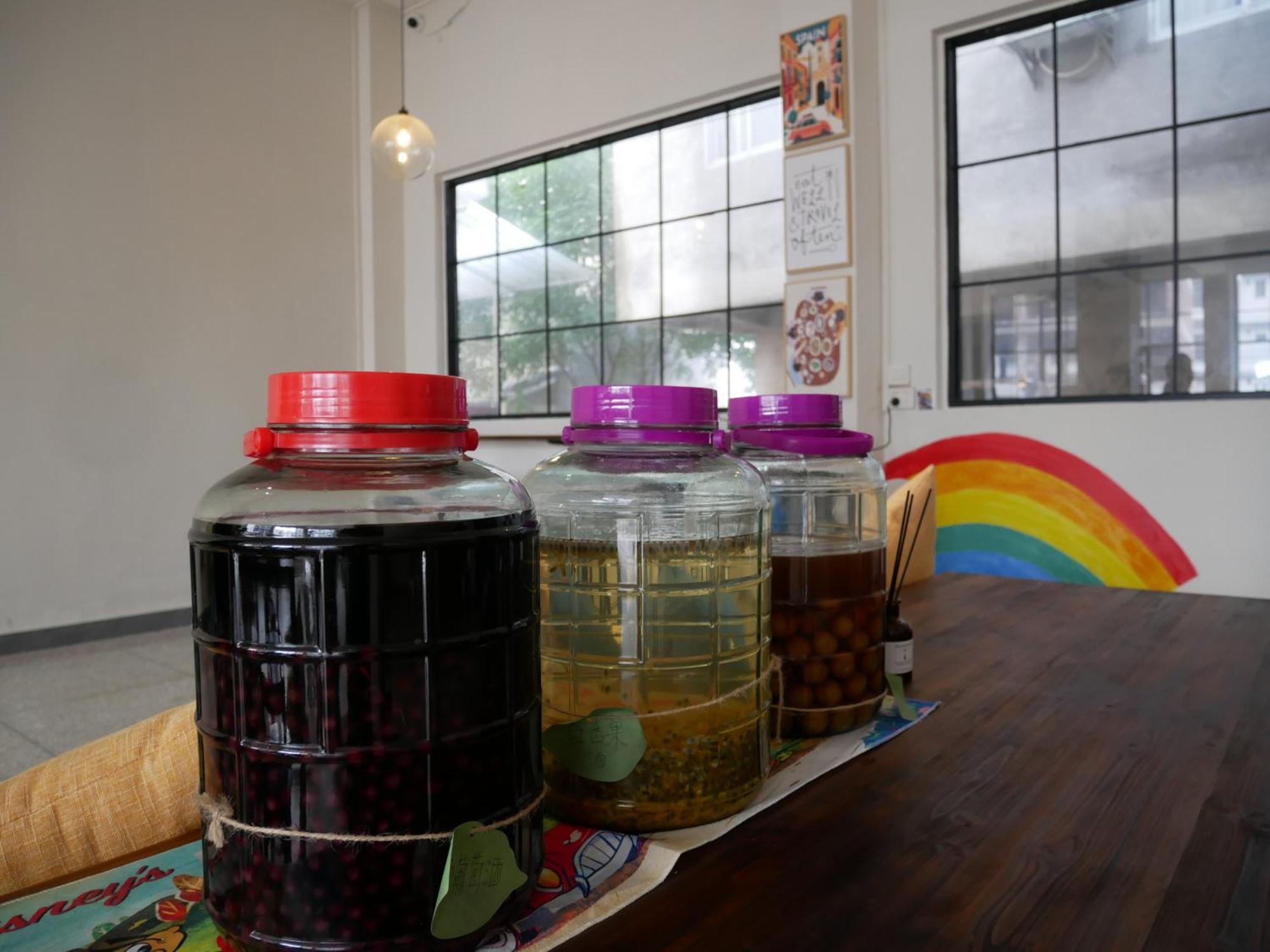 יאנג שואו Pomelo Hostel Xingping מראה חיצוני תמונה